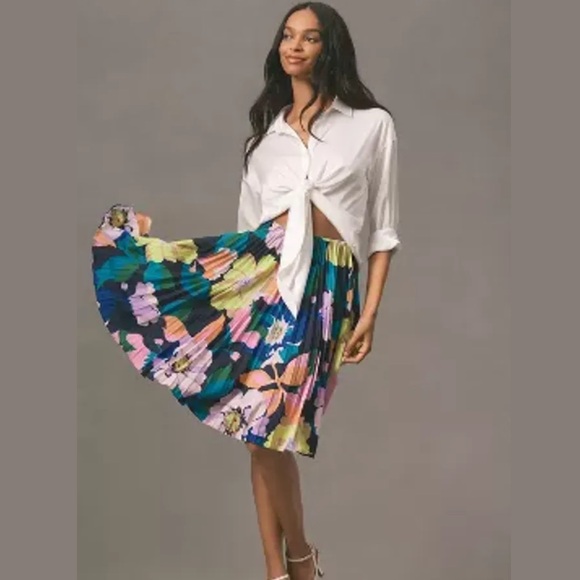 Maeve by Anthropologie The Valerie Pleated Midi Skirt Size 2 - Picture 2 of 10